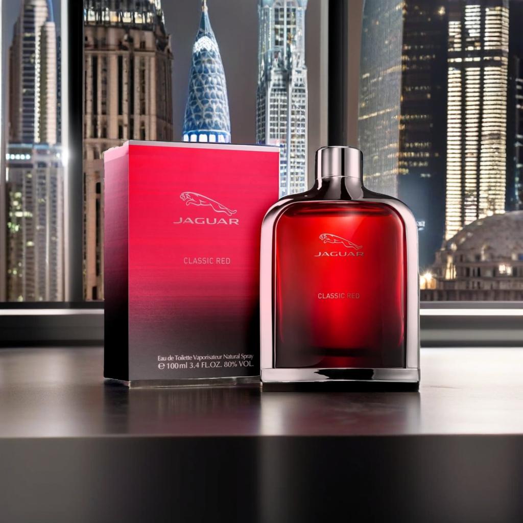 đ„ Jaguar Classic Red â LâĂlĂ©gance Sauvage au FĂ©minin đ